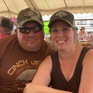 Meet your Posher, Deanna